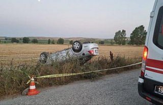 Çorum'da devrilen otomobildeki 1 kişi öldü,...