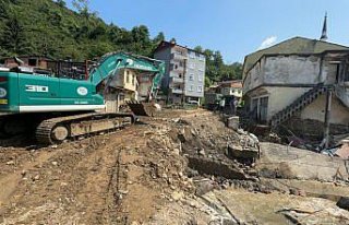 Giresun'da sağanağın ardından hasar giderme...