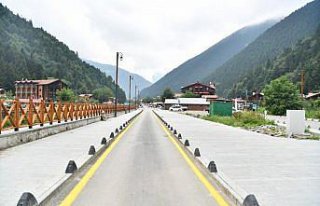 Uzungöl yolu asfaltlandı, yön tabelaları yenilendi