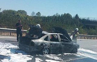 Anadolu Otoyolu'nun Düzce kesiminde seyir halindeki...