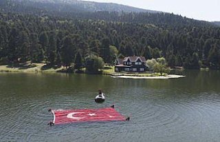 Bolu'da JAK timi Zafer Bayramı'nı göl...