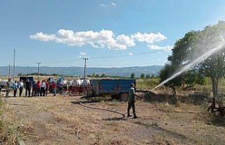 Niksar'da 4 köye yangın tankeri dağıtıldı