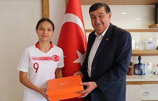 U15 Kadın Futbol Milli Takım seçmelerine davet...