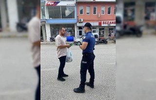 Kargı'da polis bağımlılıkla mücadele kapsamında...