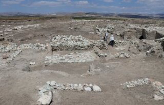 Oluz Höyük'teki kazılarda 18 yılda 6 uygarlığa...