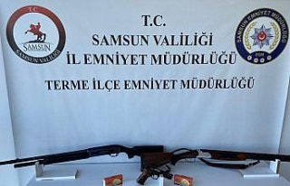 Samsun'da bir adreste 6 ruhsatsız tabanca ele...