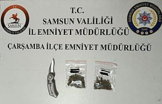 Samsun'da polis merkezine girerken üzerinde...