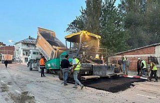 Başçiftlik'te asfalt çalışması yapıldı