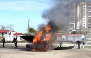 Giresun'da elektrikli araç yangınına battaniye...