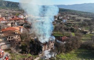 Safranbolu'da tarihi bir konak yandı