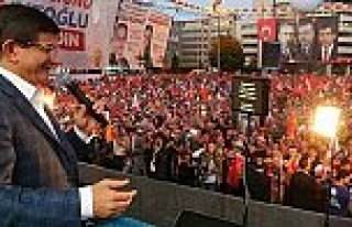 Davutoğlu İlk Mitingini Samsun'da Yaptı