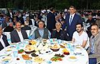 Milletvekili Köktaş'dan iftar yemeği