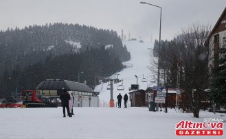 Ilgaz Dağı'nda kar etkili oluyor