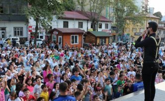 Niksar'da geleneksel çocuk sanatları ve kültür festivali düzenledi