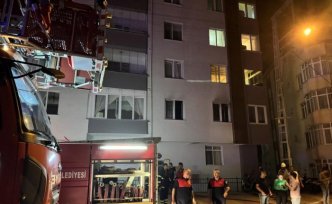 Sinop’ta bir apartmanda çıkan yangın söndürüldü