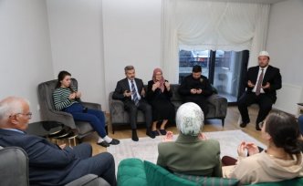 Artvin Valisi Turan Ergün'den şehit ailelerine ziyaret