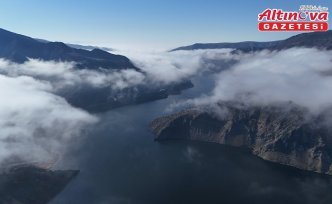 Sis bulutlarıyla kaplanan Obruk Barajı Gölü havadan görüntülendi