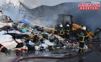 Ordu'da geri dönüşüm tesisinde çıkan yangın söndürüldü