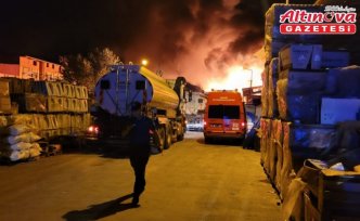 Samsun'da kereste fabrikasında çıkan yangına müdahale ediliyor