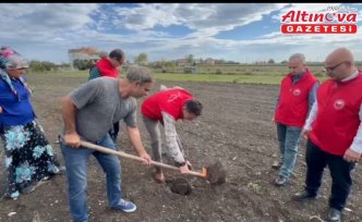 19 Mayıs ilçesinde çiftçilere toprak analizi eğitimi verildi