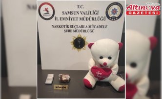 Samsun'da oyuncak ayının içine gizlenmiş uyuşturucu ele geçirildi