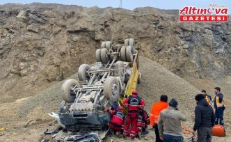 Bartın'da devrilen kamyonun sürücüsü öldü