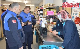 Havza'da zabıta ekipleri etiket ve hijyen denetimi yaptı