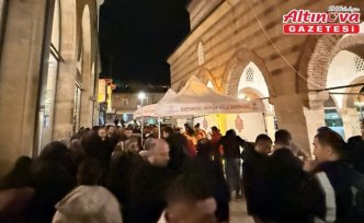 Kastamonu Vakıflar Bölge Müdürlüğü 4 ilde 5 bin kişiye salep ikram etti