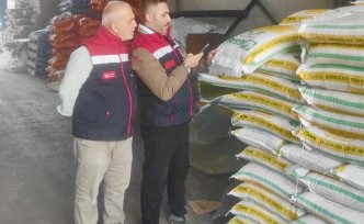 Rize'de gübre satan bayiler denetlendi