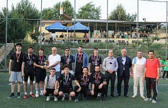 İskilip'te 11. Geleneksel Halı Saha Futbol Turnuvası sona erdi