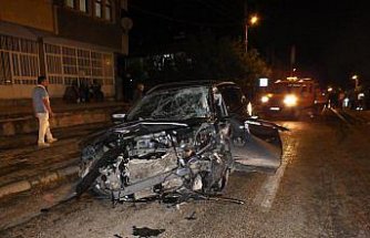 Tokat'ta iki otomobilin çarpıştığı kazada 1 kişi öldü, 1 kişi yaralandı