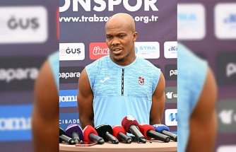 Trabzonspor'un Nijeryalı oyuncusu Nwakame, Macaristan kampında açıklamalarda bulundu:
