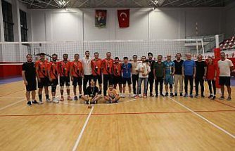 Akçaabat'ta düzenlenen voleybol turnuvası sona erdi