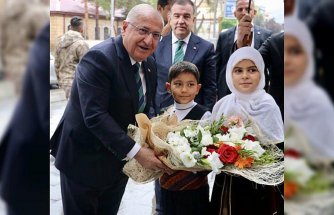 Milli Savunma Bakanı Güler, Bayburt Valiliğini ziyaret etti