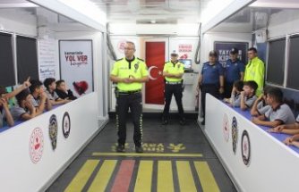 Mobil Trafik Eğitim Tırı Bafra'da