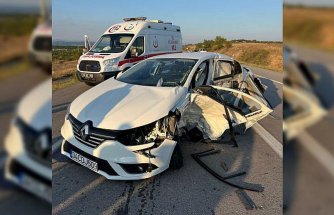 Sinop'ta iki otomobilin çarpıştığı kazada 3 kişi öldü, 3 kişi yaralandı