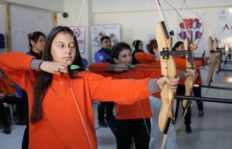 Amasya'da çocuklara okçuluk kursu verildi