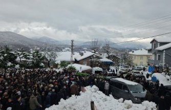 Marmara Adası'ndaki toprak kaymasında göçük altında kalan işçiler Kastamonu'da defnedildi