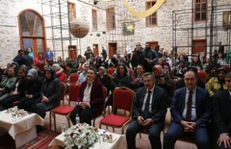 Tokat'ta dokumacılık ve yazmacılık sanatıyla ilgili sunum yapıldı