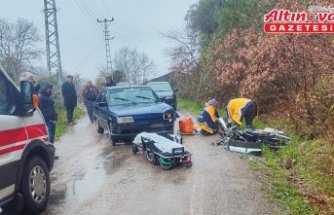 Yakakent'te motosiklet ile otomobil çarpıştı, 2 kişi yaralandı