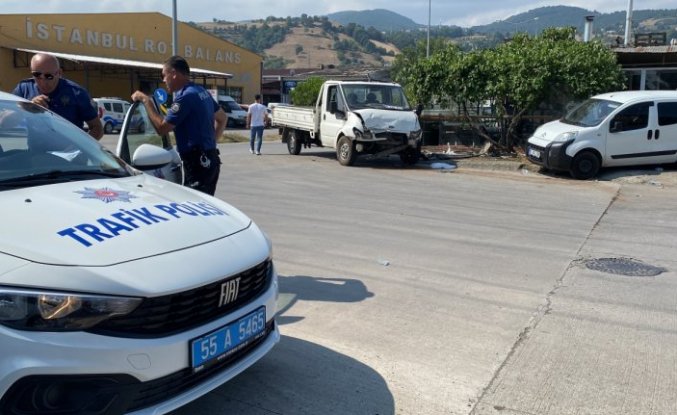 Samsun'daki trafik kazasında 1 kişi öldü, 2 kişi yaralandı