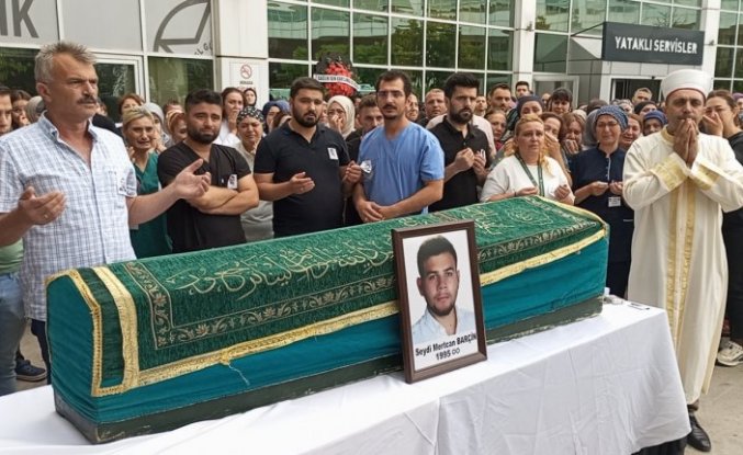 Samsun'da trafik kazasında hayatını kaybeden sağlık çalışanı için hastanede tören düzenlendi