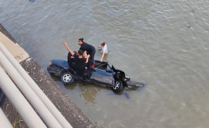 Karabük'te çaya düşen otomobildeki sürücü öldü, karısı yaralandı