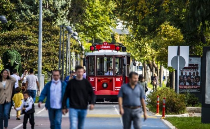 Ordu'da 3 yıl önce hizmete giren nostaljik tramvayı 200 bin kişi kullandı