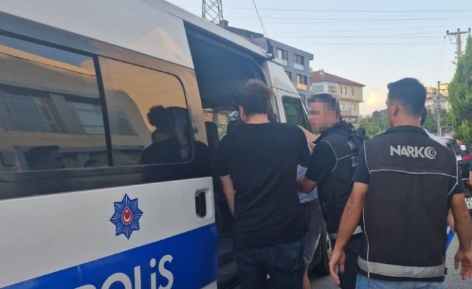 Zonguldak'ta uyuşturucu operasyonunda yakalanan 6 zanlıdan 5'i tutuklandı