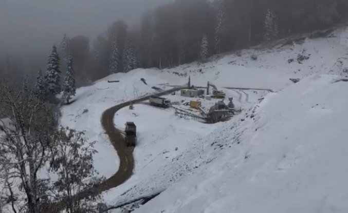 Türkeli'nin yüksek kesimlerine kar yağdı