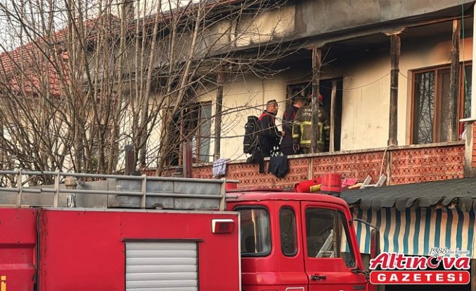 Bartın'da çıkan yangında 2 evde hasar oluştu