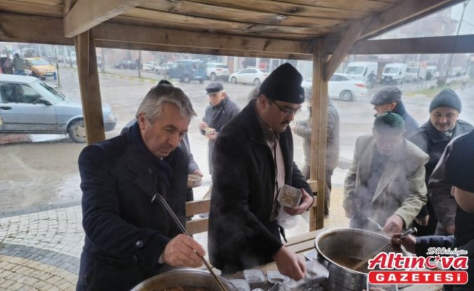 İhsangazi'nin kurucu belediye başkanı anıldı