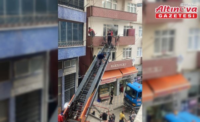 Artvin'de binada çıkan yangında 2'si çocuk 4 kişi dumandan etkilendi