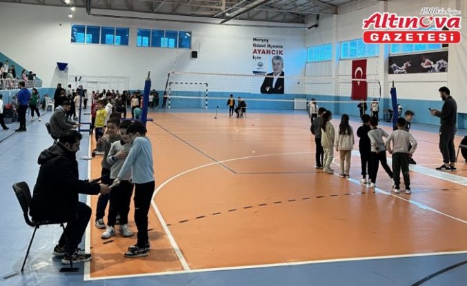 Ayancık’ta öğrenciler arası yetenek taraması yapıldı